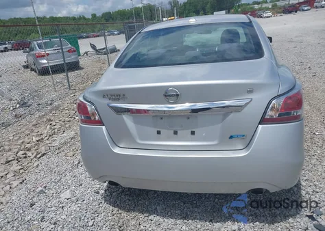 2014 Nissan Altima 2.5/S/Sv/Sl z USA, uszkodzony, nr VIN 1N4AL3AP6EC151624